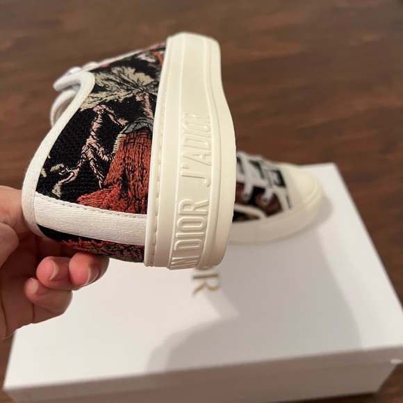 Sold-Dior walk’N’Dior sneaker multicolor embroidery - Picture 3 of 9